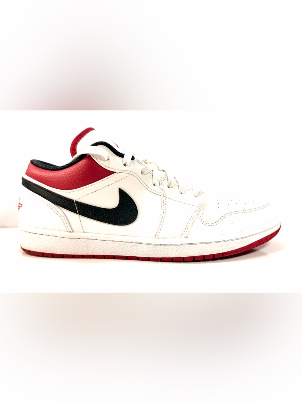 Nike Air Jordan 1 Low (285)